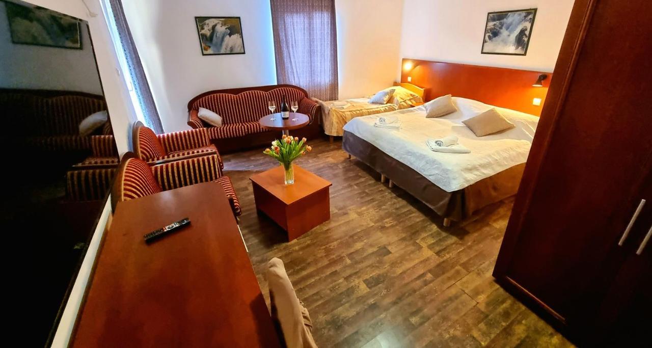 Visovac Rooms And Breakfast Skradin Ngoại thất bức ảnh
