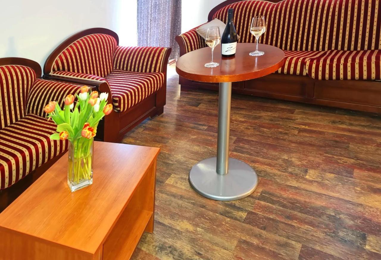 Visovac Rooms And Breakfast Skradin Ngoại thất bức ảnh