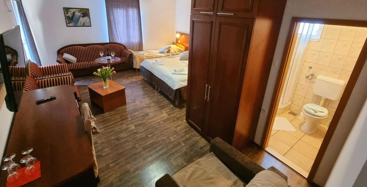 Visovac Rooms And Breakfast Skradin Ngoại thất bức ảnh