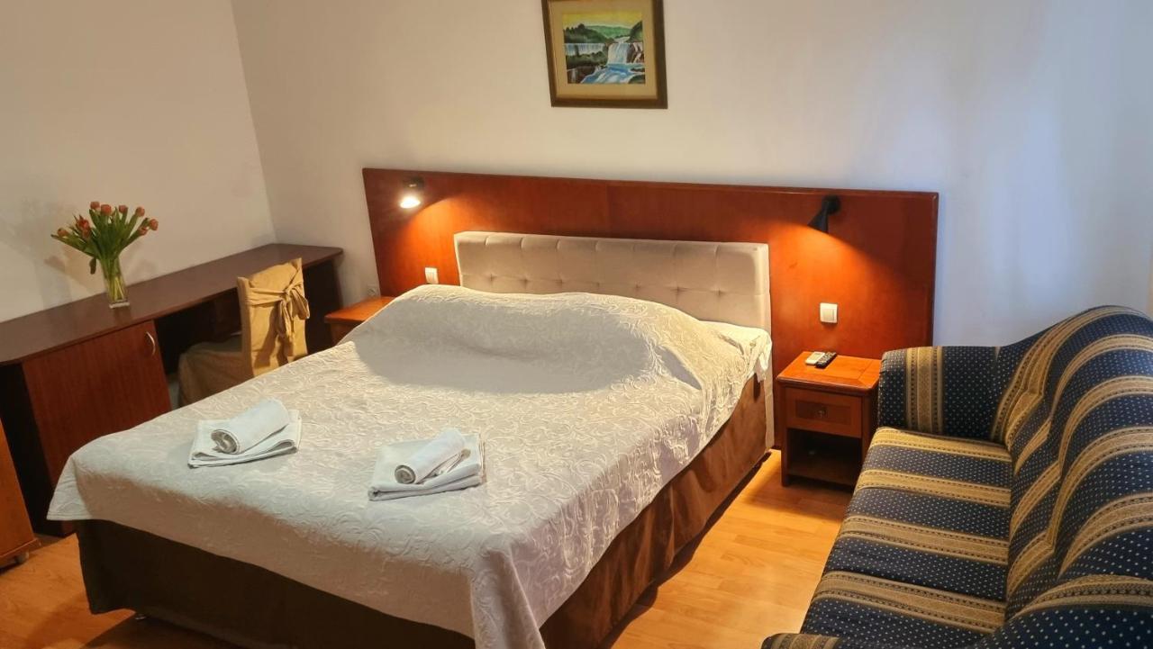Visovac Rooms And Breakfast Skradin Ngoại thất bức ảnh